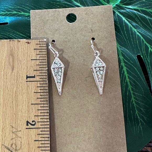BOGO FREE TRIANGLE CRYSTAL DROP ROSE GOLD EARRINGS - Picture 5 of 7